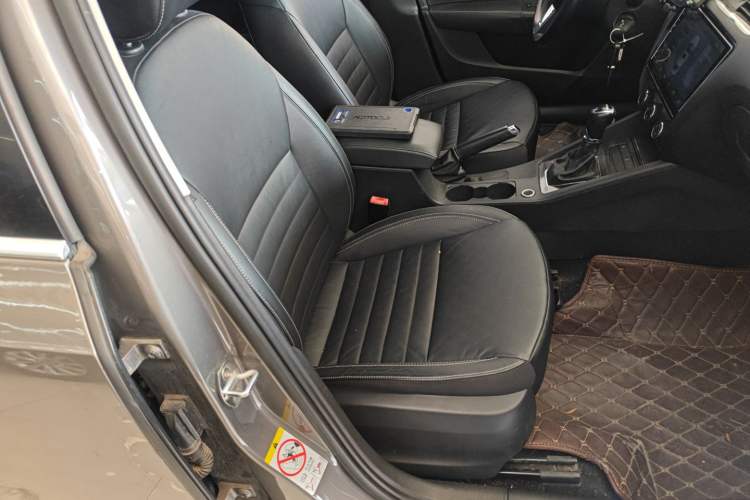 Used Skoda Octavia 2016 1.6L Automatic Smart Drive Edition Right Front Seat