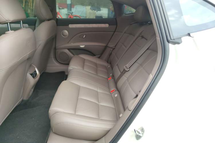 Used IM L6 2025 Ultra Model Left Rear Seat