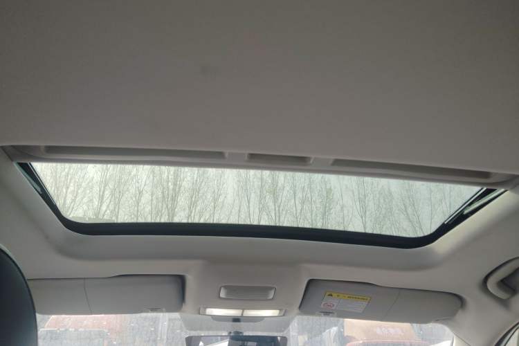 Used Roewe i5 2023 1.5L CVT Luxury Edition