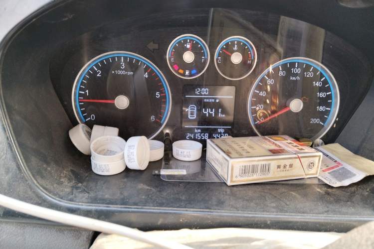 Used Foton Toano 2022 2.0T Manual Jixiang Multi-Function Long-Wheelbase Mid-Roof Single-Tire Rear 7/9-Seater 4F20TC3
