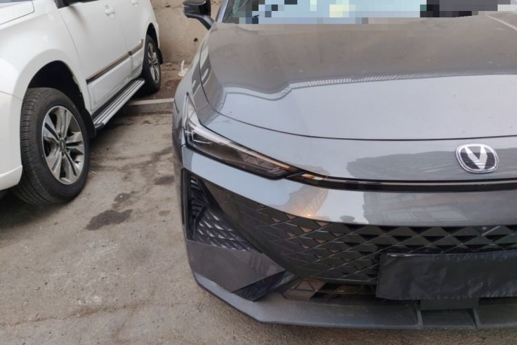 Used CHANGAN UNI-V 2024 1.5T Prestige Edition Right Front Headlight