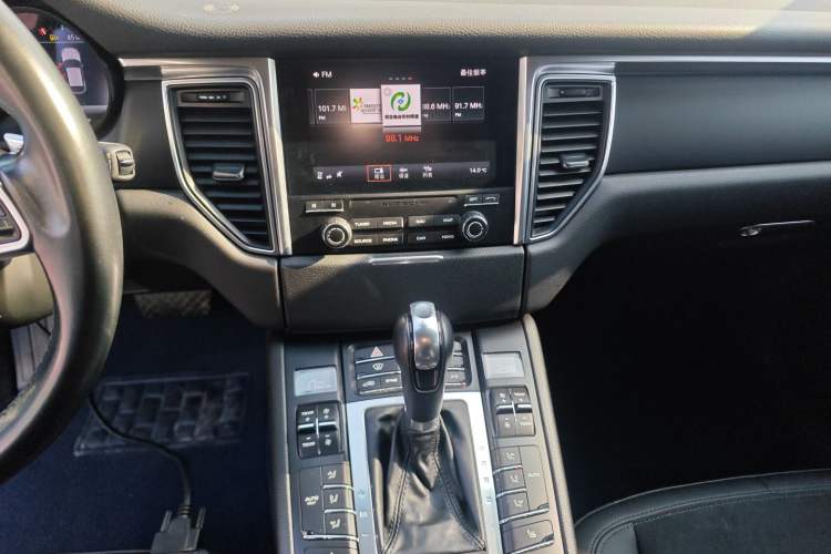 Used Porsche Macan 2017 Macan 2.0T
