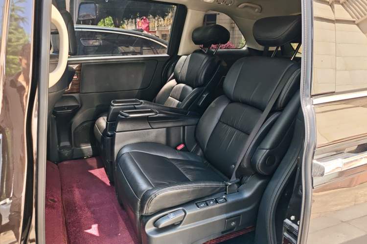 Used Honda Elysion 2016 2.4L Supreme Edition Left Rear Seat