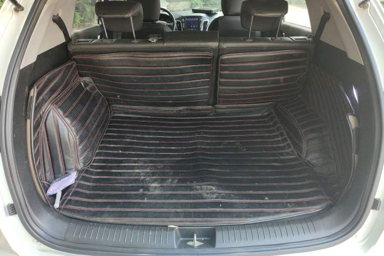 Used Hyundai ix25 2015 1.6L Automatic Two-Wheel Drive Smart GLS Trim Trunk