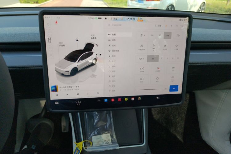 Used Tesla Model Y 2025 Rear-Wheel-Drive Version
