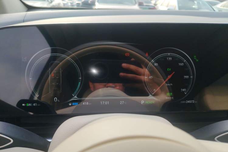 Used VOYAH Dream 2024 PHEV Extended-Range Premium Edition