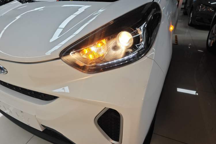 Used Chery Little Ant 2021 150 000 Yuan "Ant Fan" Edition New Ant Cool Version Lithium-Ion Battery