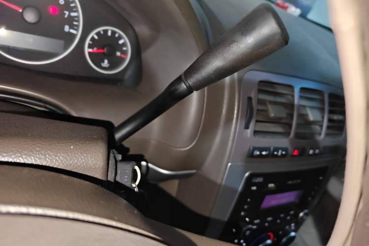 Used Buick GL8 2014 2.4L Classic Edition Gear Lever