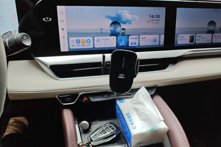 Used Geely Auto Monjaro L 2024 2.0TD High-Power Automatic Two-Wheel Drive Yunqi Version