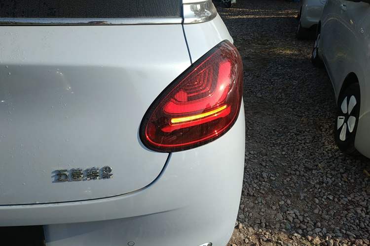 Used Wuling Bingo 2023 410 km Lingxi Deluxe Edition
