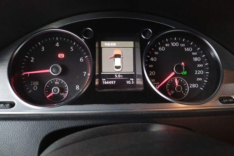 Used Volkswagen FAW-Volkswagen CC 2013 2.0 TSI Luxury Model
