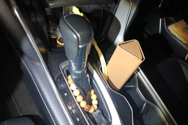 Used Honda Accord 2022 260TURBO Phantom Night · Prestige Edition Gear Lever