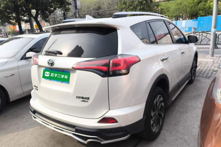 Used Toyota RAV4 2018 2.5L Automatic 4x4 Elite i Edition Rear Right 45 Deg