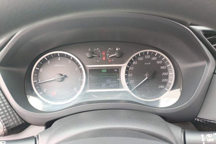 Used Nissan Lannia 2019 1.6L CVT Smart Connect Smart Cool Version China V Standard