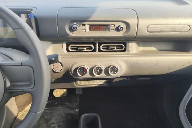 Used Wuling Zhiguang New Energy 2025 Standard Model