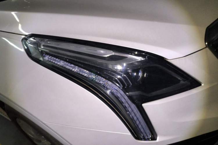 Used Cadillac XT5 2020 28T Luxury Version
