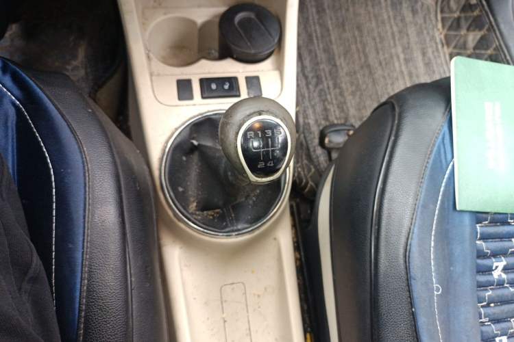 Used Skoda Fabia 2012 1.4L Manual Crystal Edition
