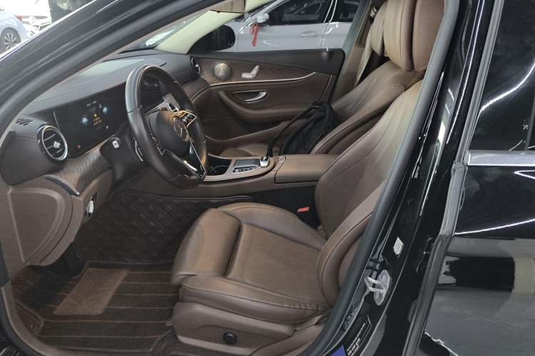 Used Mercedes-Benz E-Class 2022 E 260 L