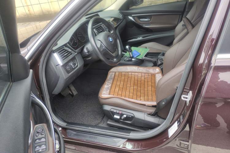 Used BMW 3 Series 2018 320Li Fashion Model
