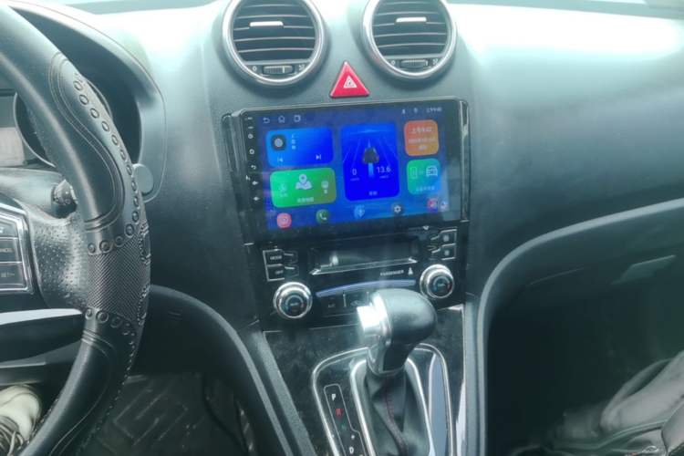 Used Haval H6 2016 Upgraded Model 1.5T Automatic Two-Wheel Drive Elite Version Audio And AC Panel