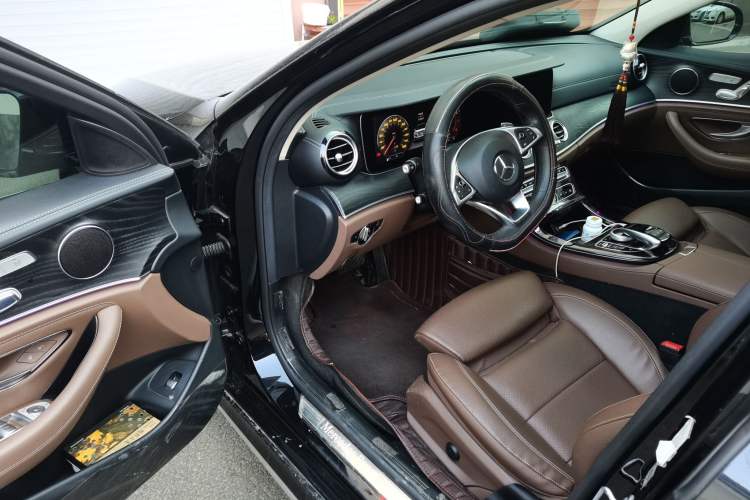 Used Mercedes-Benz E-Class 2017 E 200 L Sport 4MATIC Driver Seat