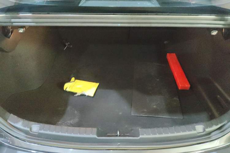 Used Mazda 3 Axela 2020 2.0L Automatic Zhiya Edition
