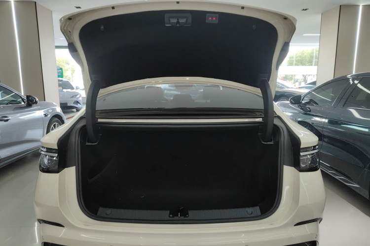 Used BYD Seal 07 DM-i 2025 Intelligent Driving Version DM-i 1.5L 125 km Prestige Edition Trunk