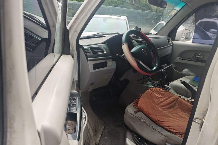 Used Jinbei New Hiace X30L 2016 1.5L Business Edition Van DLCG14 Driver Seat