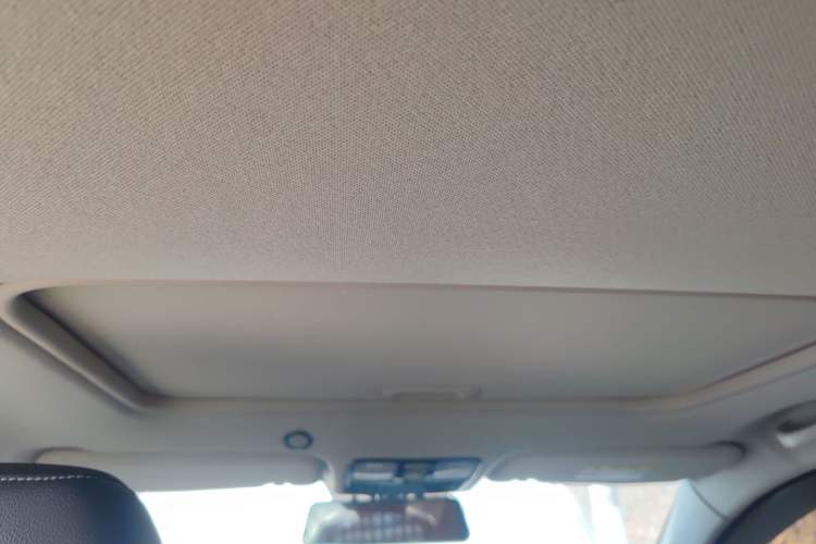 Used Kia kx1 Stonic 2021 1.4L CVT Sunroof Model Headliner