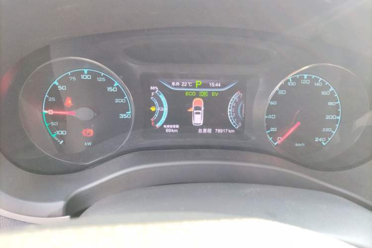 Used BYD Song New Energy 2017 Song DM 1.5TID All-Wheel Drive Luxury Model