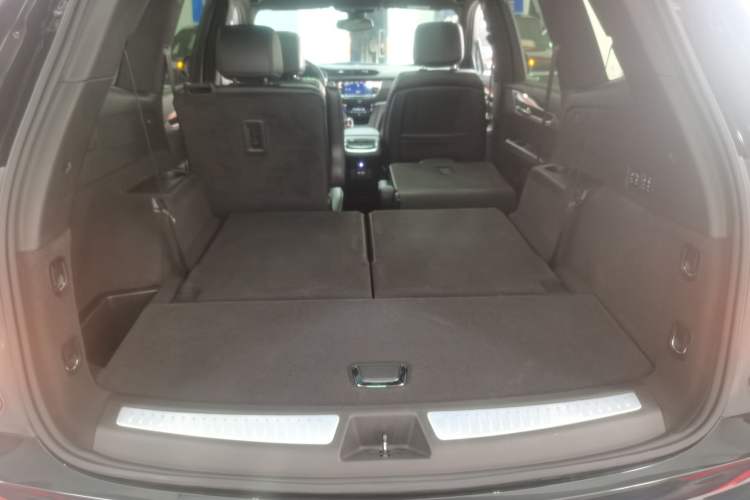 Used Cadillac XT6 2021 2.0T Six-Seater Four-Wheel-Drive Luxury Version
