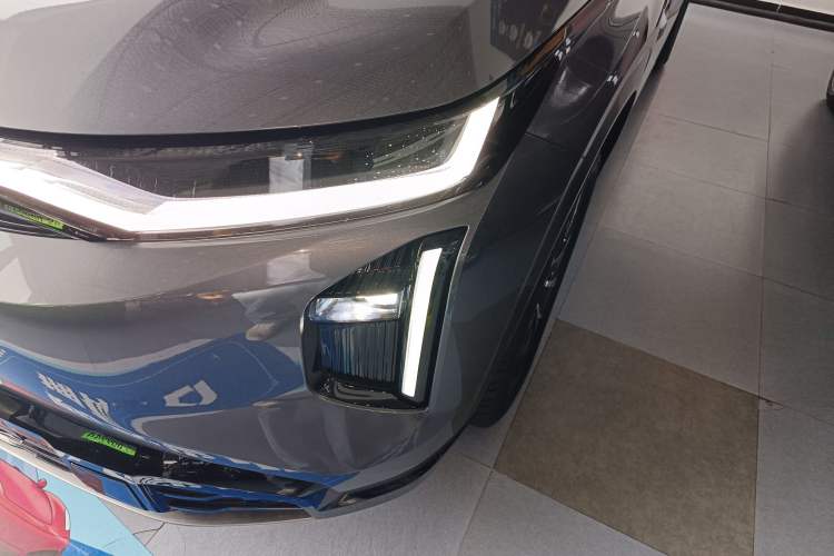 Used GAC Trumpchi Xiangwang S7 2025 180km Ultra All-Wheel Drive LiDAR Edition Left Front Headlight