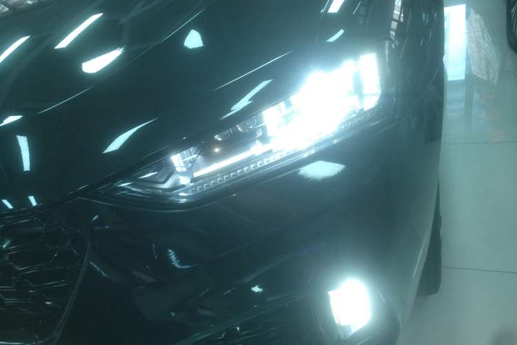 Used Wey VV7 2017 2.0T Flagship Model