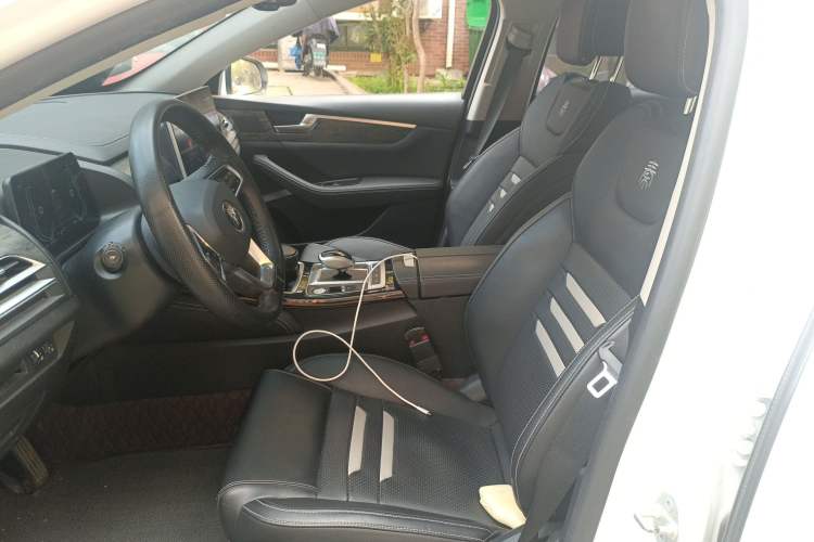 Used BYD Qin Pro New Energy 2019 EV Super Edition High-Power Long-Range Smart-Connected Cutting-Edge Model Left Front Seat