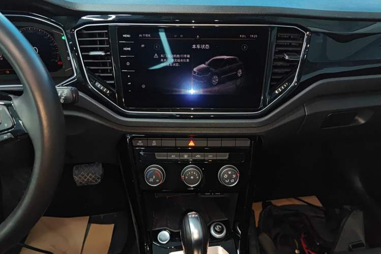 Used Volkswagen T-ROC 2021 280TSI DSG Two-Wheel Drive Comfort Connect Edition
