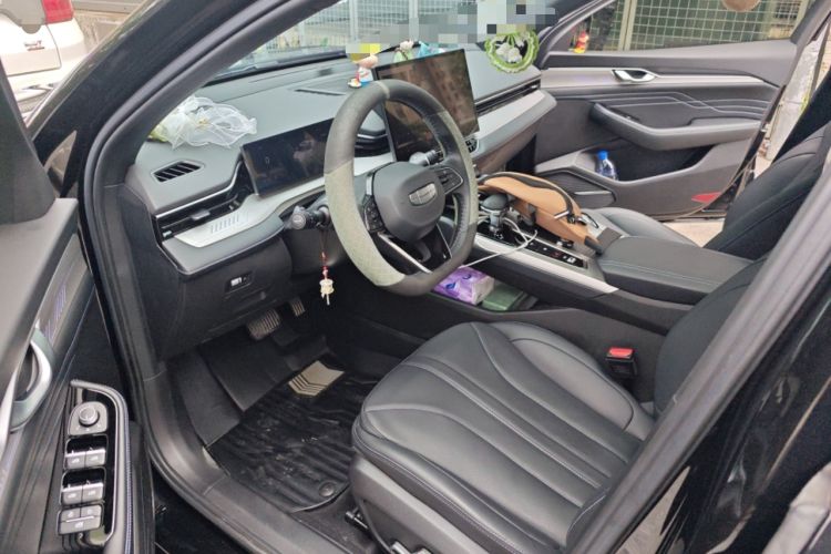 Used Geely Auto Preface 2025 Dongfang Yao 1.5TD Kunlun Edition Driver Seat