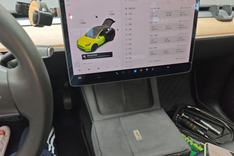 Used Tesla Model Y 2021 Standard Range Rear-Wheel Drive Version Audio And AC Panel