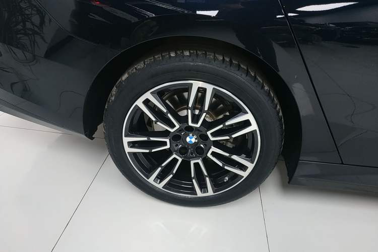 Used BMW 5 Series 2025 530Li Leading Model M Sport Package
