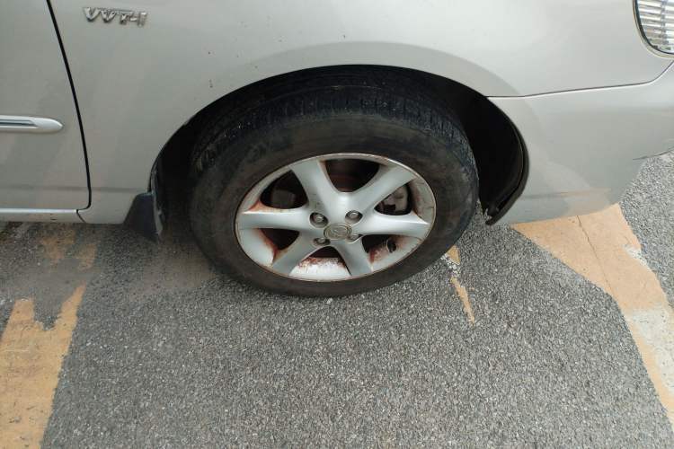 Used Toyota Corolla EX 2010 1.6L Automatic Luxury Edition Right Front Wheel Hub