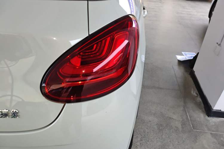 Used Wuling Bingo 2023 333 km Lingxi Connected+ Version
