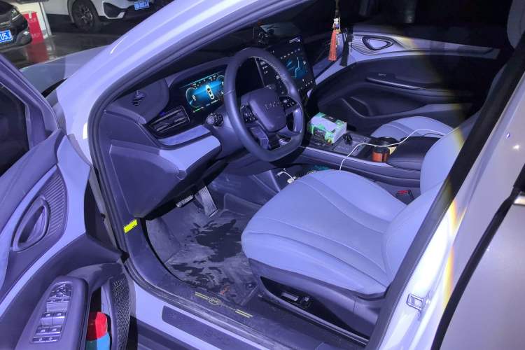 Used BYD Seal 2024 HONOR Edition DM-i 1.5L 121km Luxury Model