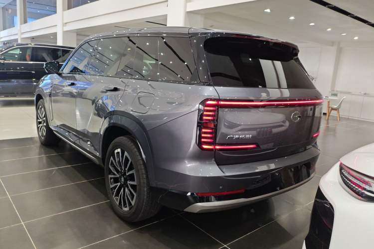 Used GAC Trumpchi Xiangwang S7 2025 205 km Max Version Exterior 2