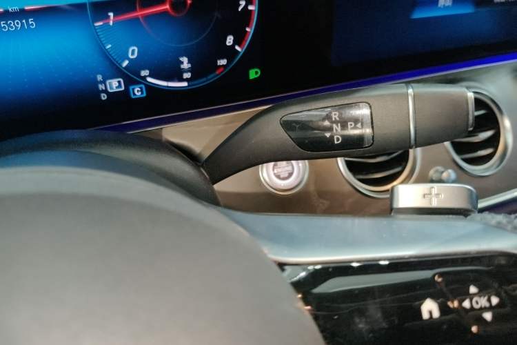 Used Mercedes-Benz E-Class 2022 Revised E 300 L Sporty and Stylish Edition Gear Lever