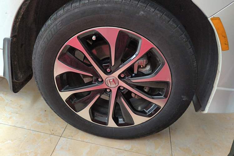 Used Honda Avancier 2017 240TURBO Two-Wheel Drive Elite Edition