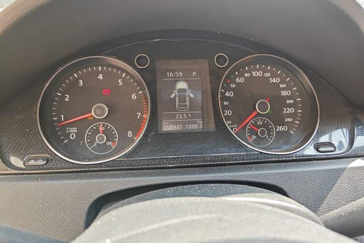 Used Volkswagen Magotan 2013 1.8TSI Luxury Model
