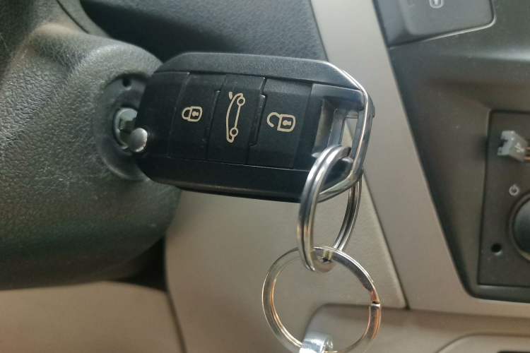 Used Citroen Elysee 2014 1.6L Manual Fashion Edition