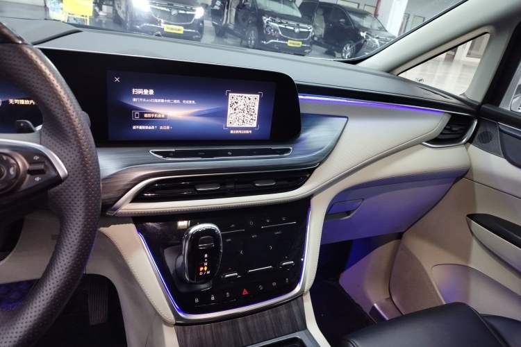 Used Buick GL8 2023 ES Lu Zun Comfort Model