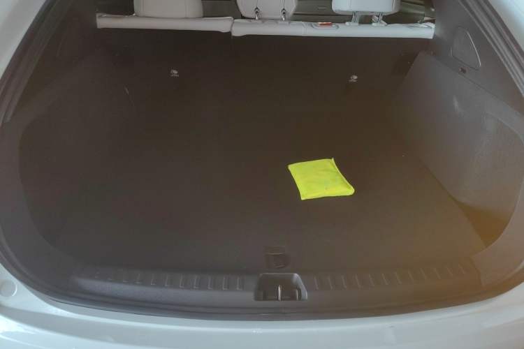 Used ONVO L60 2025 Model—60 kWh Rear-Wheel-Drive Version
