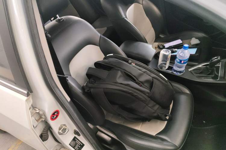 Used Geely Auto Vision 2020 Revised Version 1.5L CVT Asian Games Edition Right Front Seat