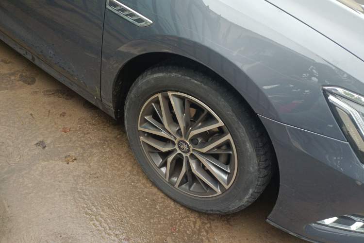 Used BYD Qin Pro New Energy 2019 EV Super Edition High-Power Smart Connect & Premium Model
